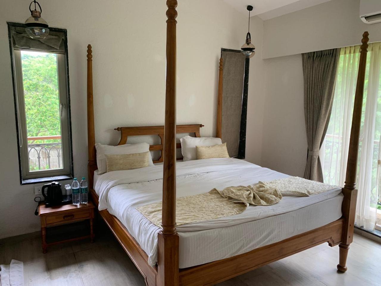 Wood Stock Acres Villa Resort Thane Luaran gambar